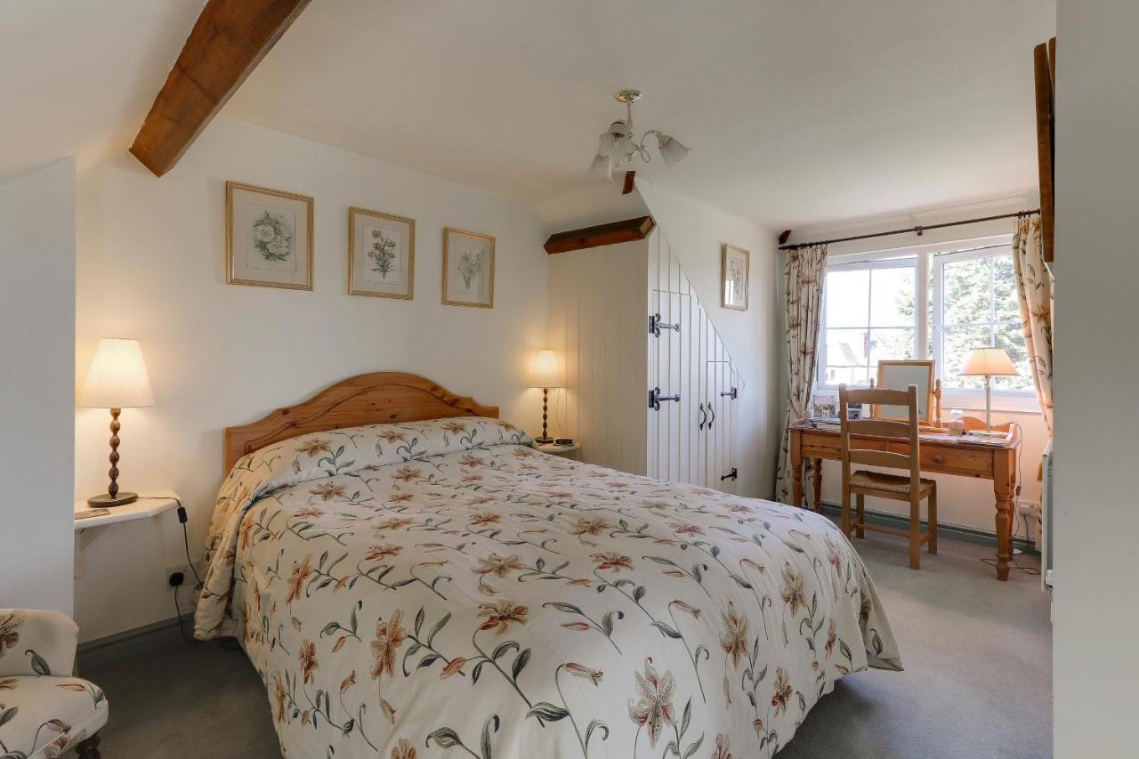 The Yellow House B&B Woodborough  Exterior photo